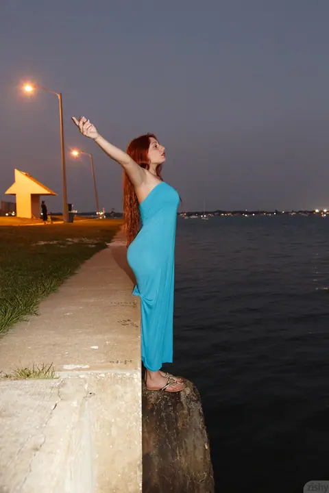 Gina Rosini: Busty Redhead Flashes Her Hairy Pussy Outdoors in a Dress – photo 8 of 11