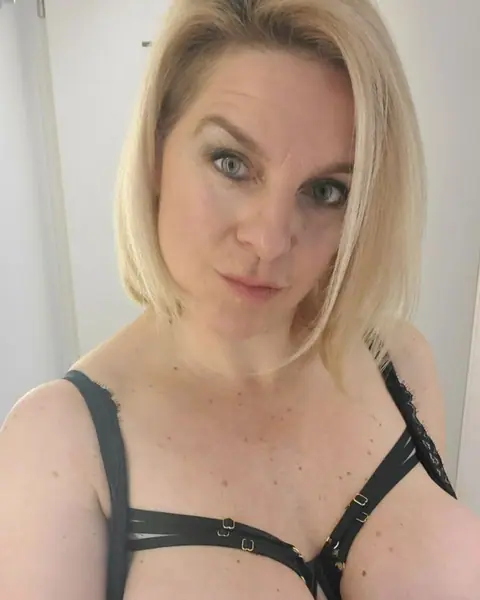 Mature Blonde Shows Off Her Big Tits and Round Ass – photo 10 of 10
