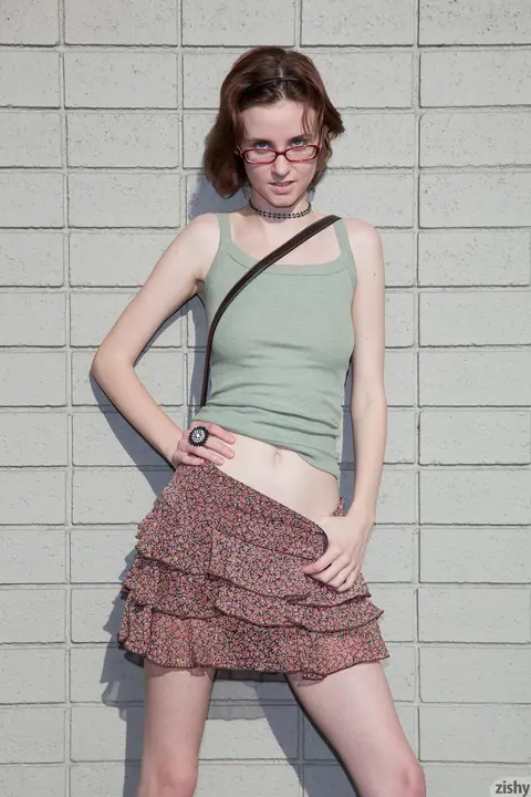 Jay Taylor: Pale Redhead PAWG in Glasses Flashes Her Panties Outdoors – photo 3 of 11
