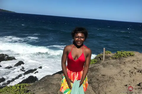 Noemie Bilas: Brunette Ebony Babe Strips Off Her Shorts and Spreads Wide – photo 9 of 20