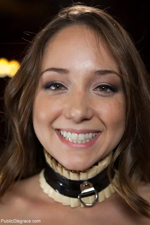 Remy LaCroix: PAWG Brunette with Big Ass Spreads Her Pussy Outdoors – photo 20 of 20