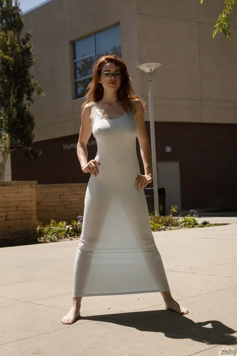 Sabrina Lynn: Tall Czech Redhead in a Dress Flashes Outdoors – photo 8 of 12