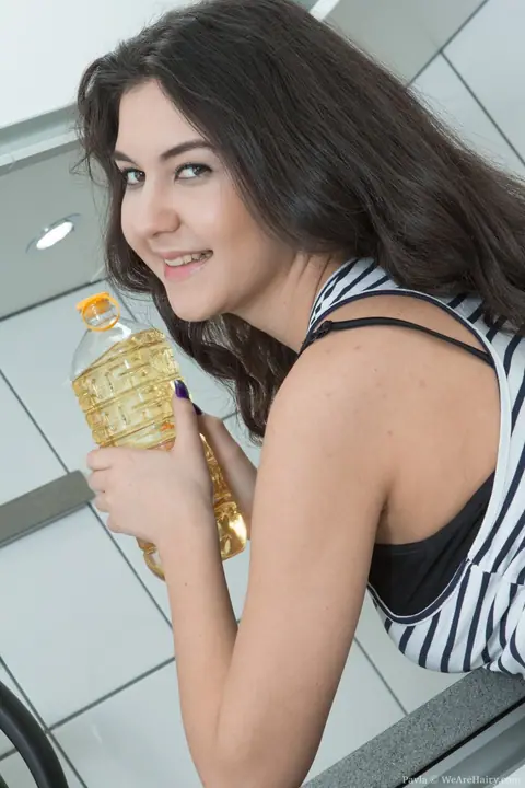 Pavla Amaliya: Hairy Brunette Rubs Oil Over Her Body and Spreads Her Pussy – photo 3 of 17