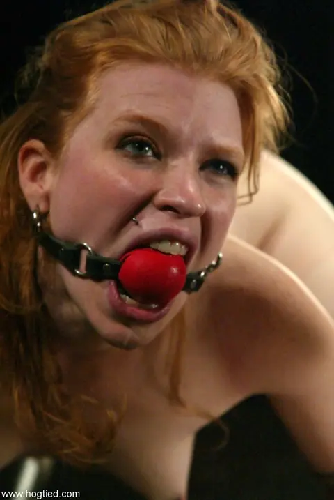 Thick Redhead MILF Endures BDSM Machine and Anal Dildo – photo 19 of 20