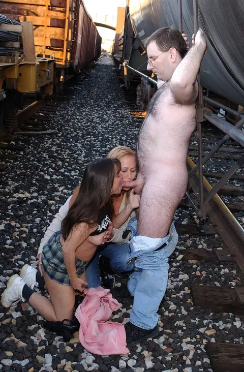 Petite Redhead MILF Gives a Blowjob Outdoors in Boots – photo 19 of 20