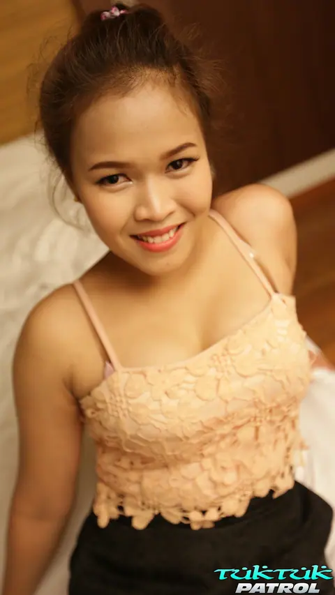 Tall British Thai Babe Has POV Sex with Her Partner – photo 4 of 21