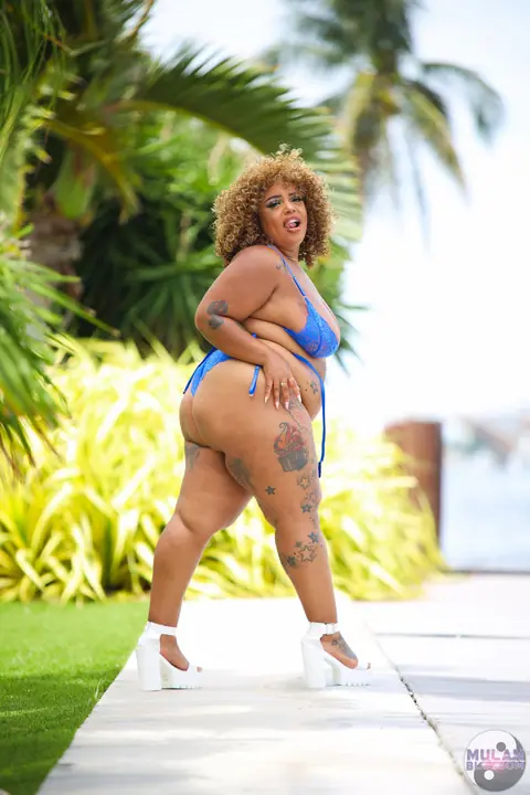 Curvy Ebony MILF Reveals Bikini Under Lingerie – photo 2 of 15