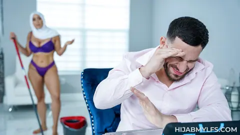 Carmela Clutch: Latina MILF Rides Her Partner Cowgirl and Takes a Facial – photo 9 of 20