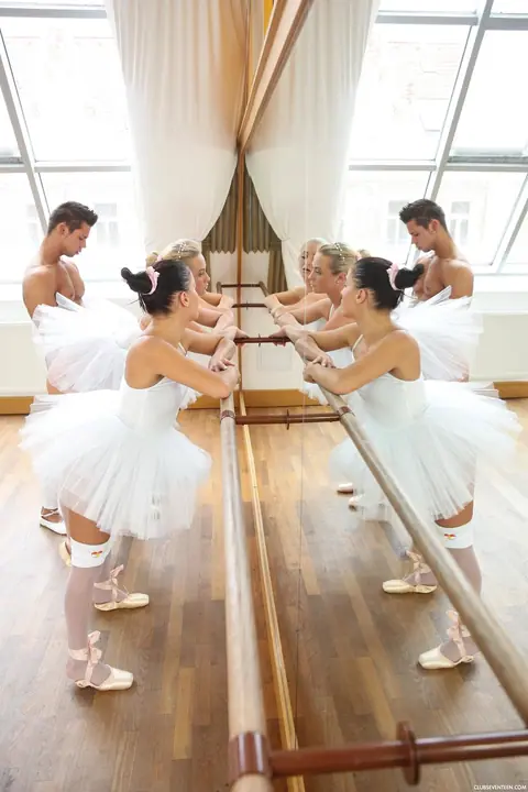 Vinna Reed: Czech Ballerinas in Pantyhose Share Their Teacher in a Group – photo 10 of 20