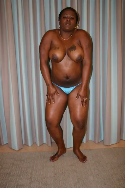 Ebony MILF with Big Tits Takes Anal Doggy Style – photo 4 of 20