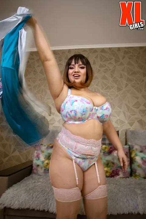 BBW with Big Tits Strips Out of Her Dress and Lingerie – photo 8 of 16