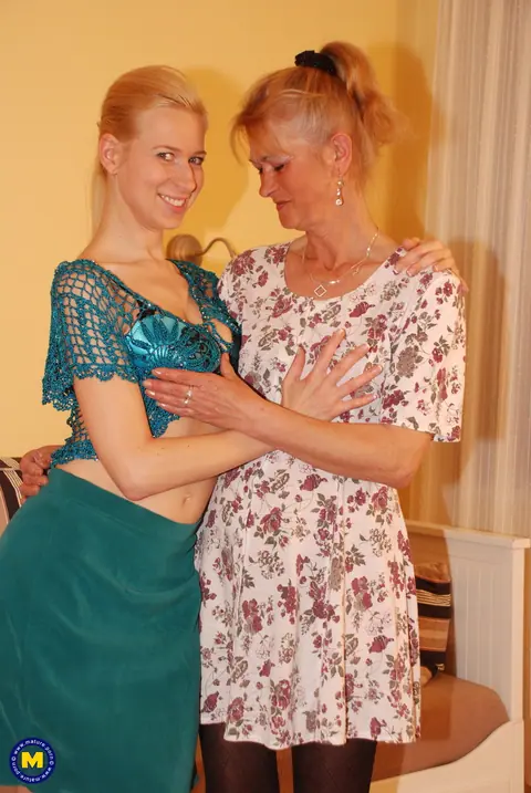 Anastasia Devine: Blonde European MILFs Finger and Lick Each Other – photo 2 of 21