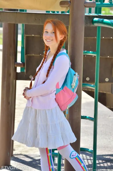 Redhead PAWG in a Dress Flashes Her Big Ass Outdoors – photo 1 of 20