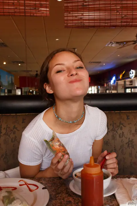 Penelope Jones: Petite Brunette Rolls Up Her Shorts to Show Her Ass in Public – photo 1 of 11
