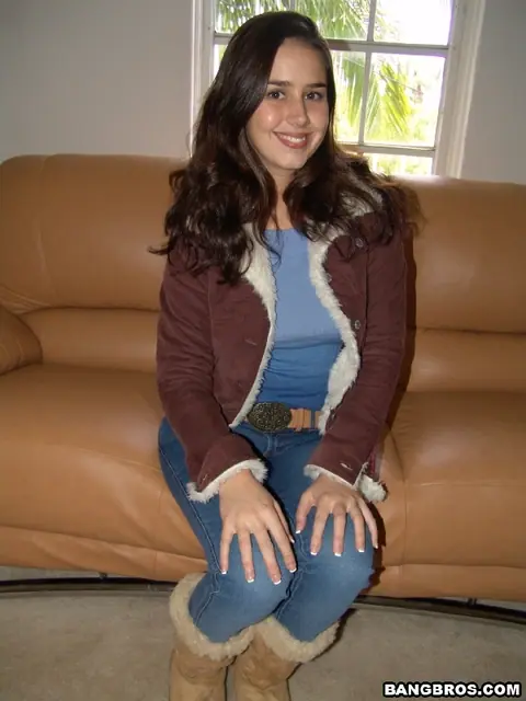 Kacey Kox: Brunette in Jeans Sucks a Black Cock – photo 2 of 20