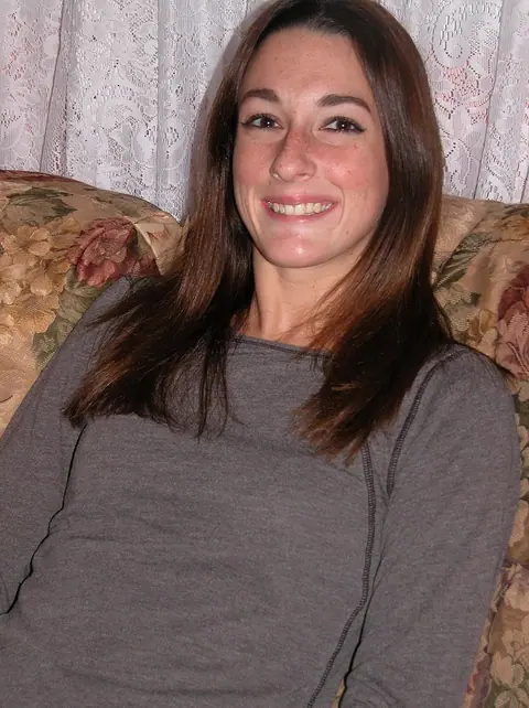 Skinny Brunette Strips Out of Her Jeans and Spreads for a Casting – photo 2 of 20