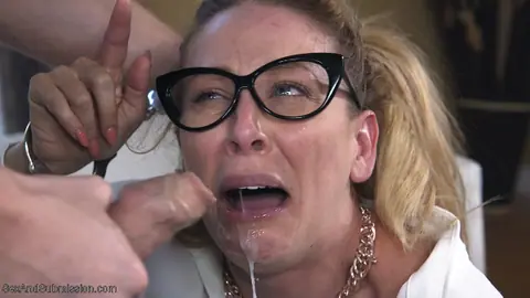 Cherie Deville: Blonde MILF in Stockings Takes Anal Outdoors for a Facial – photo 3 of 20