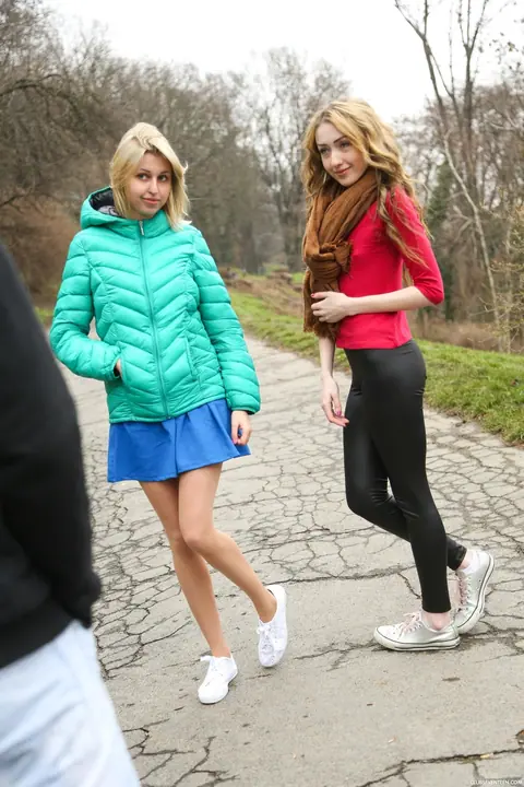Blonde Woman Undresses for a Public Threesome Outdoors – photo 3 of 20