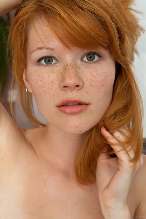 Mia Sollis: Czech Redhead Poses Nude and Shows Her Tattoo – photo 16 of 20