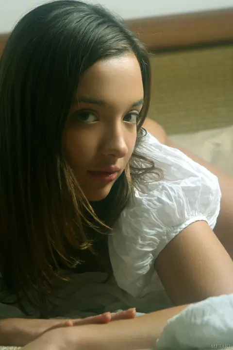 Alexandra Kroha: Brunette Bares Her Shaved Pussy and Spreads Wide – photo 17 of 20