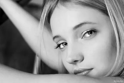 Anastasia Savina: Skinny Blonde Strips and Shows Her Small Natural Tits – photo 12 of 20