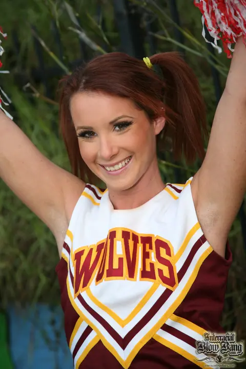 Hooks: Tattooed Redhead Takes Interracial Blowbang Facials – photo 2 of 21