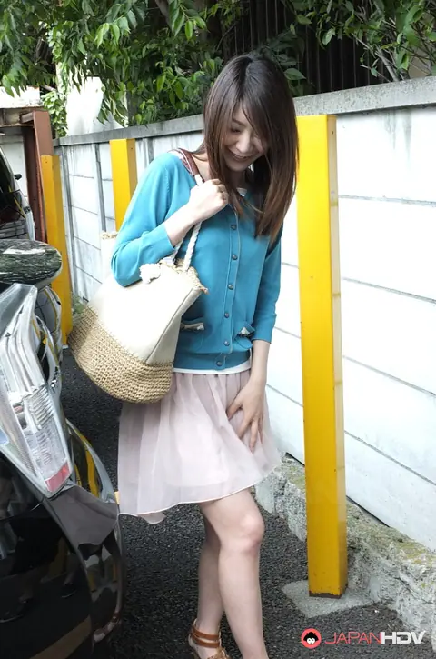 Petite Asian Babe Gives a Blowjob and Handjob Outdoors – photo 15 of 20